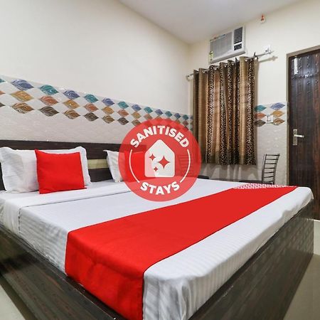 Oyo 49095 Hotel K Fort Abadpura Екстер'єр фото
