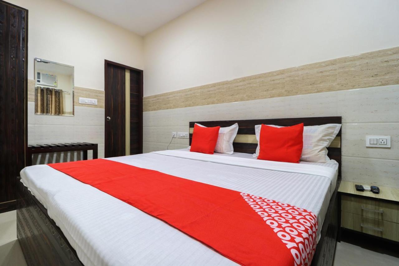 Oyo 49095 Hotel K Fort Abadpura Екстер'єр фото