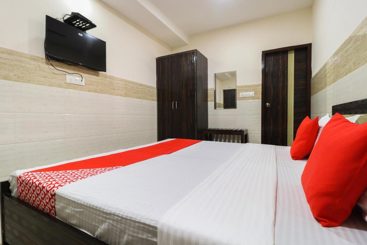 Oyo 49095 Hotel K Fort Abadpura Екстер'єр фото