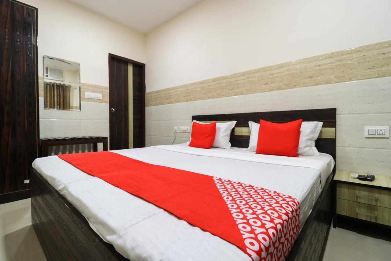Oyo 49095 Hotel K Fort Abadpura Екстер'єр фото